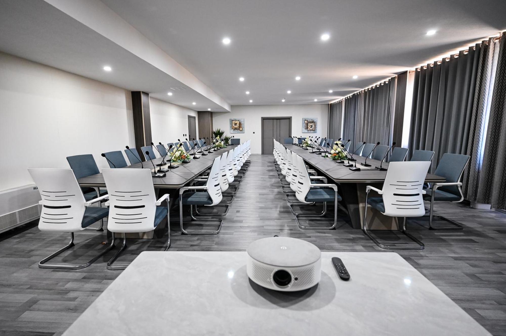 Grey Star Hotel Неготино Экстерьер фото